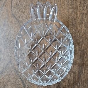 Glass Pineapple Trinket/Soap/Snack Dish, Clear,‎ 6" x 4"